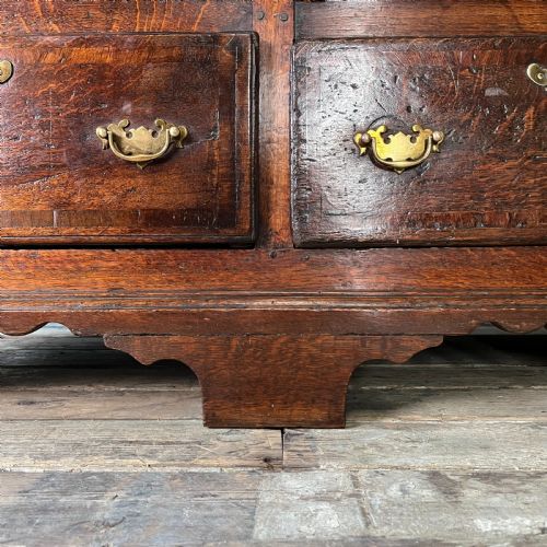 18TH C OAK NINE DRAWER DRESSER BASE - ADDITIONAL PHOTO 6