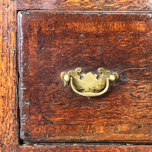 18TH C OAK NINE DRAWER DRESSER BASE - ADDITIONAL PHOTO 9