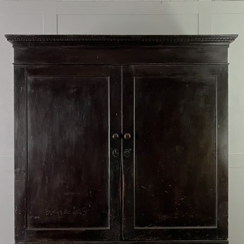 GEORGIAN PAINTED PINE HOUSEKEEPERS CUPBOARD - ADDITIONAL PHOTO 5