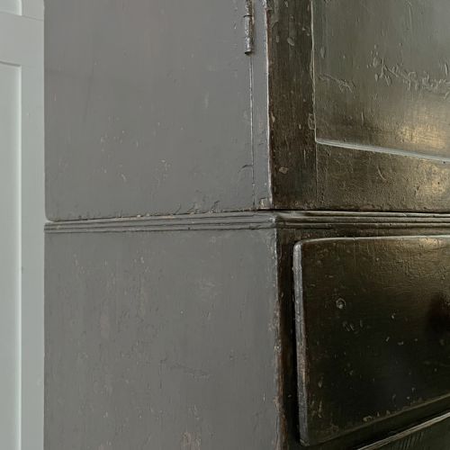 GEORGIAN PAINTED PINE HOUSEKEEPERS CUPBOARD - ADDITIONAL PHOTO 12