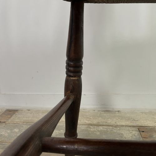 LATE 18TH C ELM STICK BACK WINDSOR - ADDITIONAL PHOTO 12