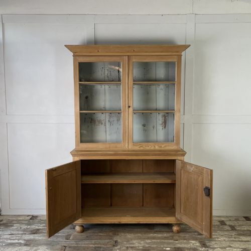 VICTORIAN PINE GLAZED CUPBOARD - ADDITIONAL PHOTO 1