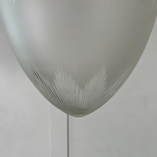 VERY LARGE EDWARDIAN ETCHED GLASS PENDANT LIGHT - ADDITIONAL PHOTO 2