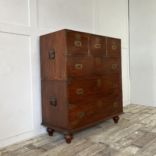 19TH C MAHOGANY CAMPAIGN CHEST OF DRAWERS - ADDITIONAL PHOTO 6