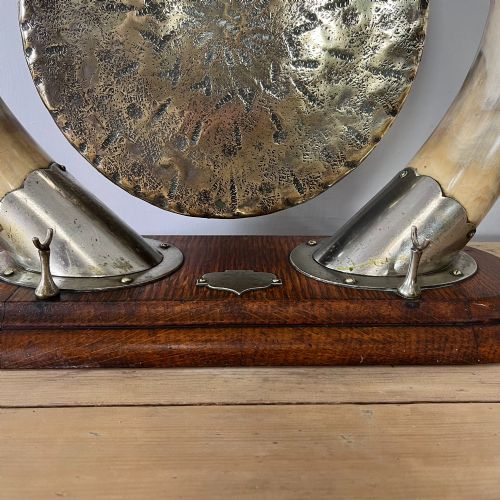 VICTORIAN HORN AND BRASS TABLE TOP DINNER GONG - ADDITIONAL PHOTO 3