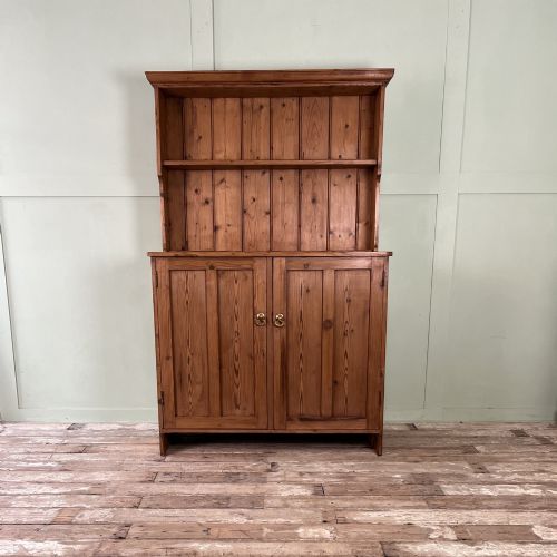 Early 20th Century Pine Kitchen Dresser