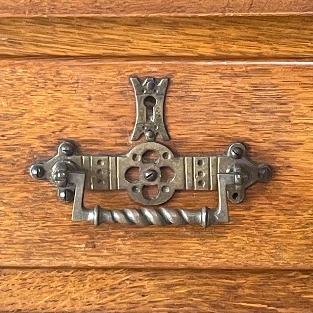C.1900 Oak Chest of Drawers View X