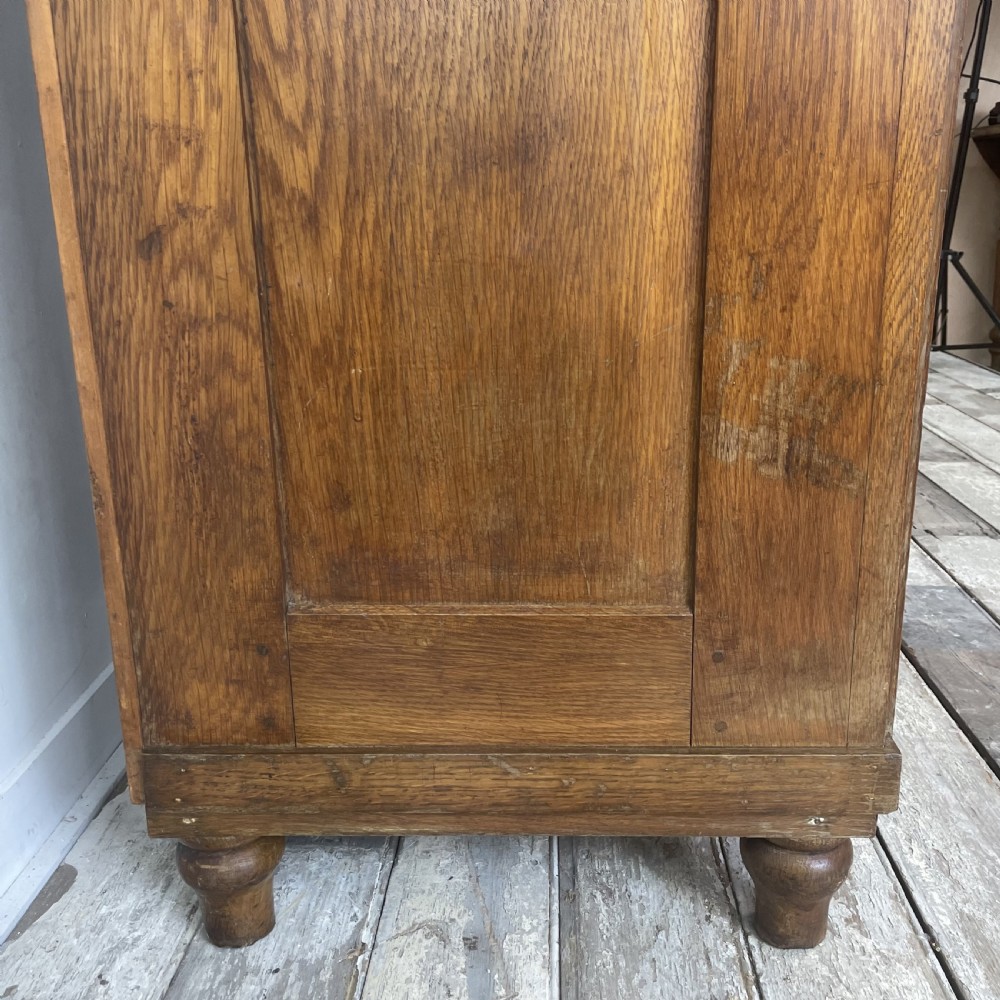 C.1900 Oak Chest of Drawers View XII