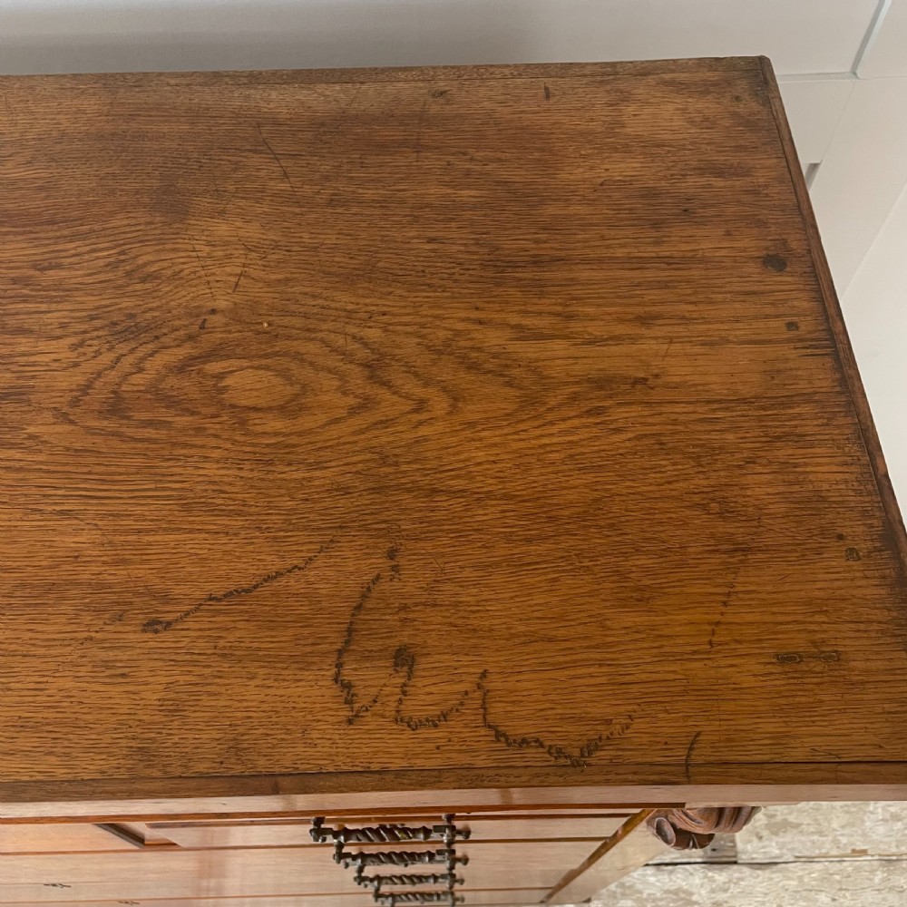 C.1900 Oak Chest of Drawers View XVI