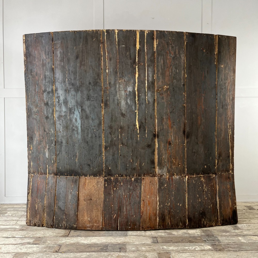 18th C. West Country Elm Barrell Back Settle View XVIII