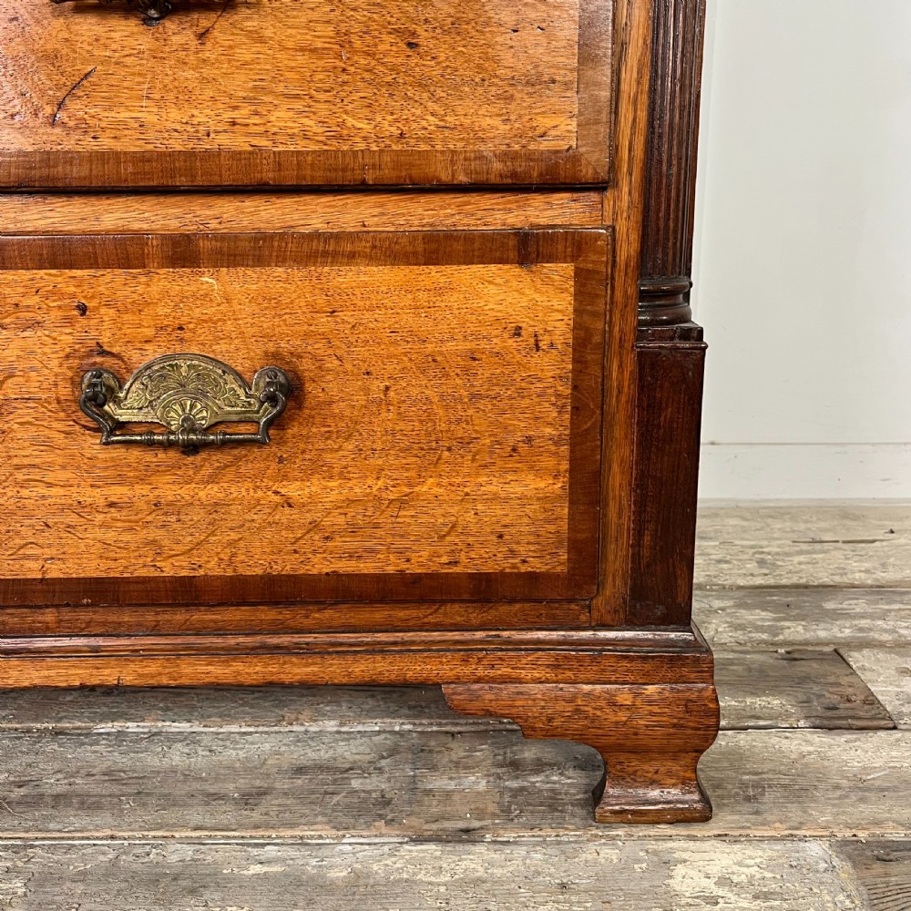 Early 19th C. Oak Chest of Drawers View IV