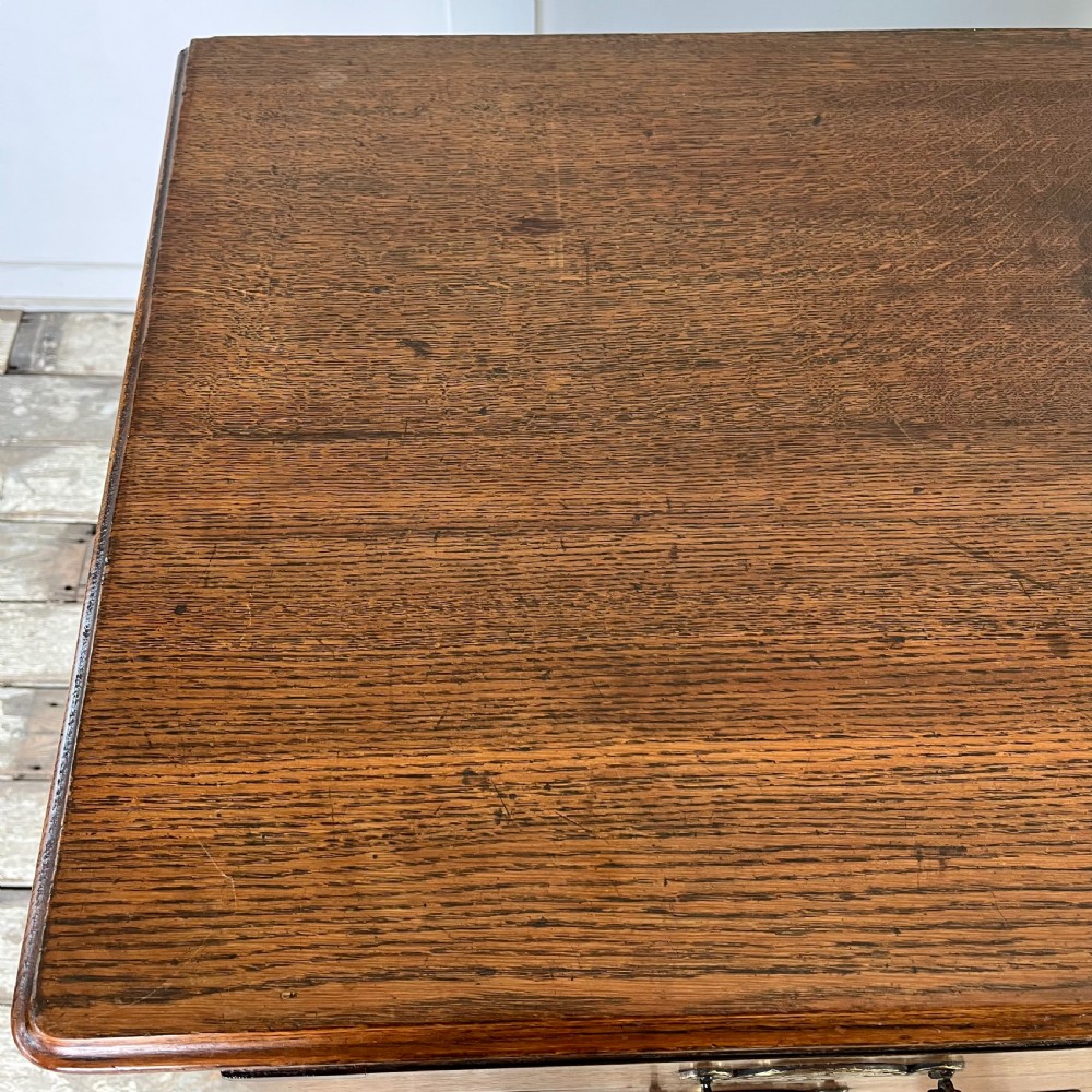 Early 19th C. Oak Chest of Drawers View XVI