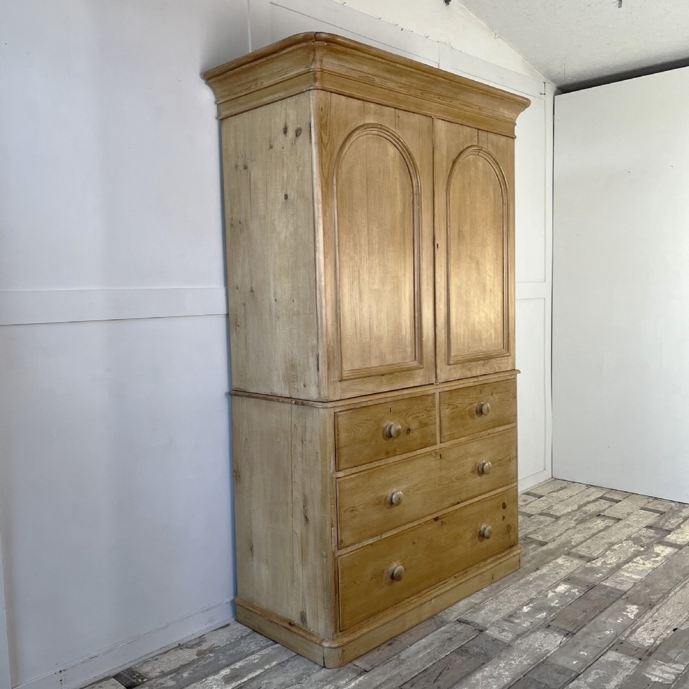 Victorian Pine Linen Press View VI