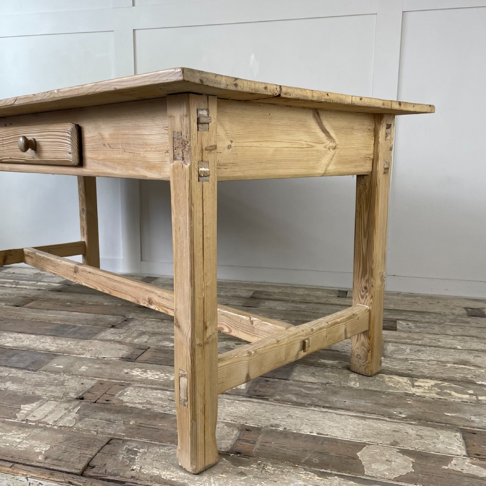 Early 19th C. Pine Farmhouse Kitchen Table View XII