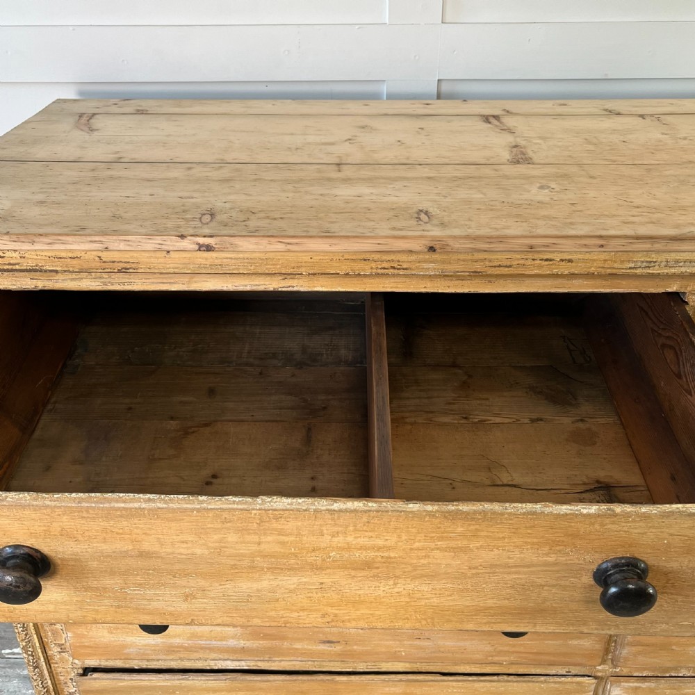 Large 19th C. Pine Chest of Drawers View XIV