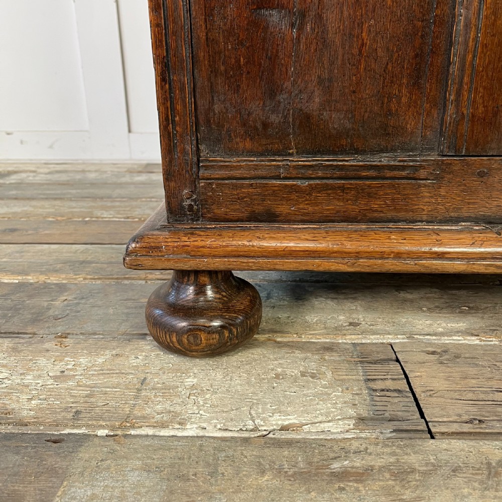 17th C. Oak Chest of Drawers View XIV