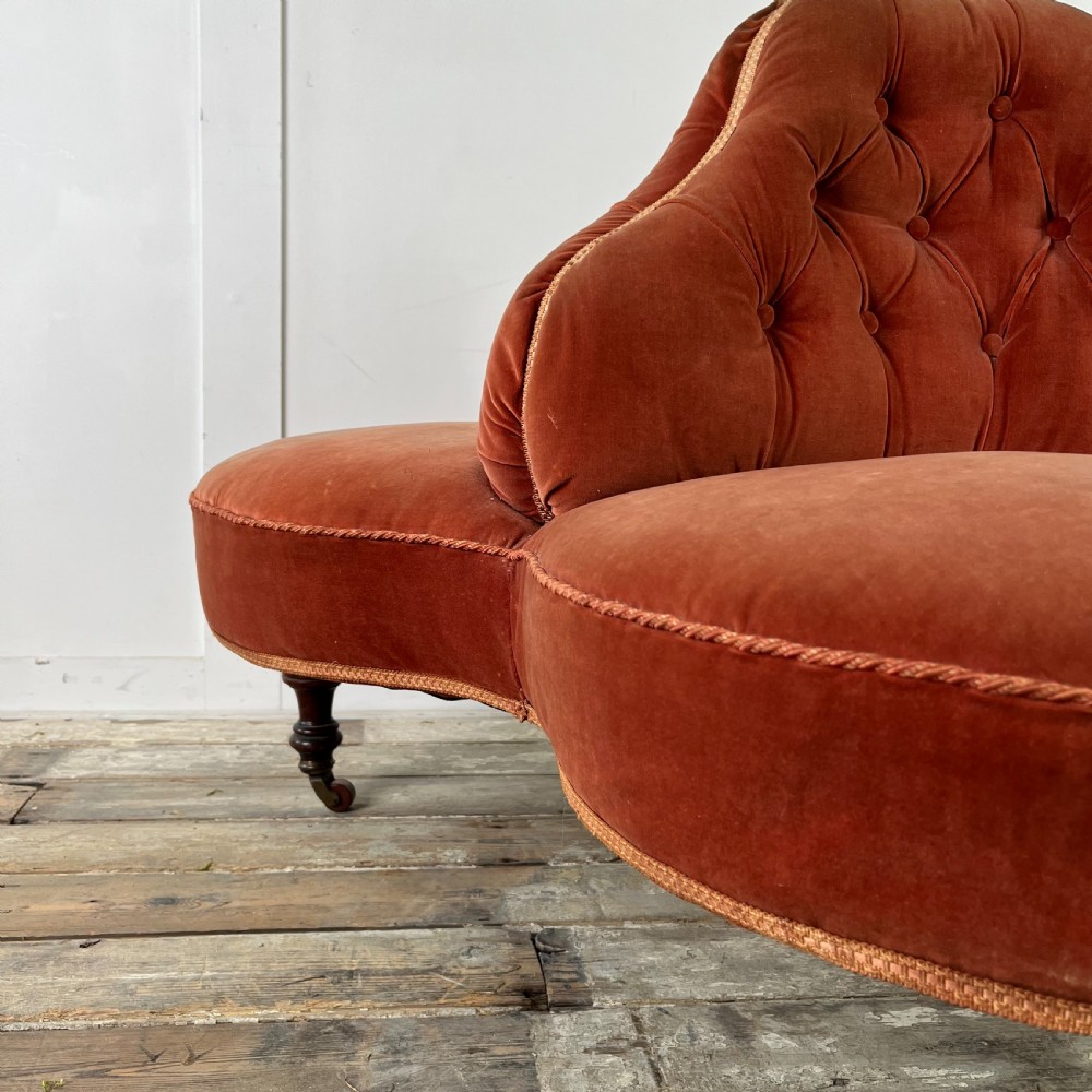 Victorian 3 Seater Conversation Seat View V