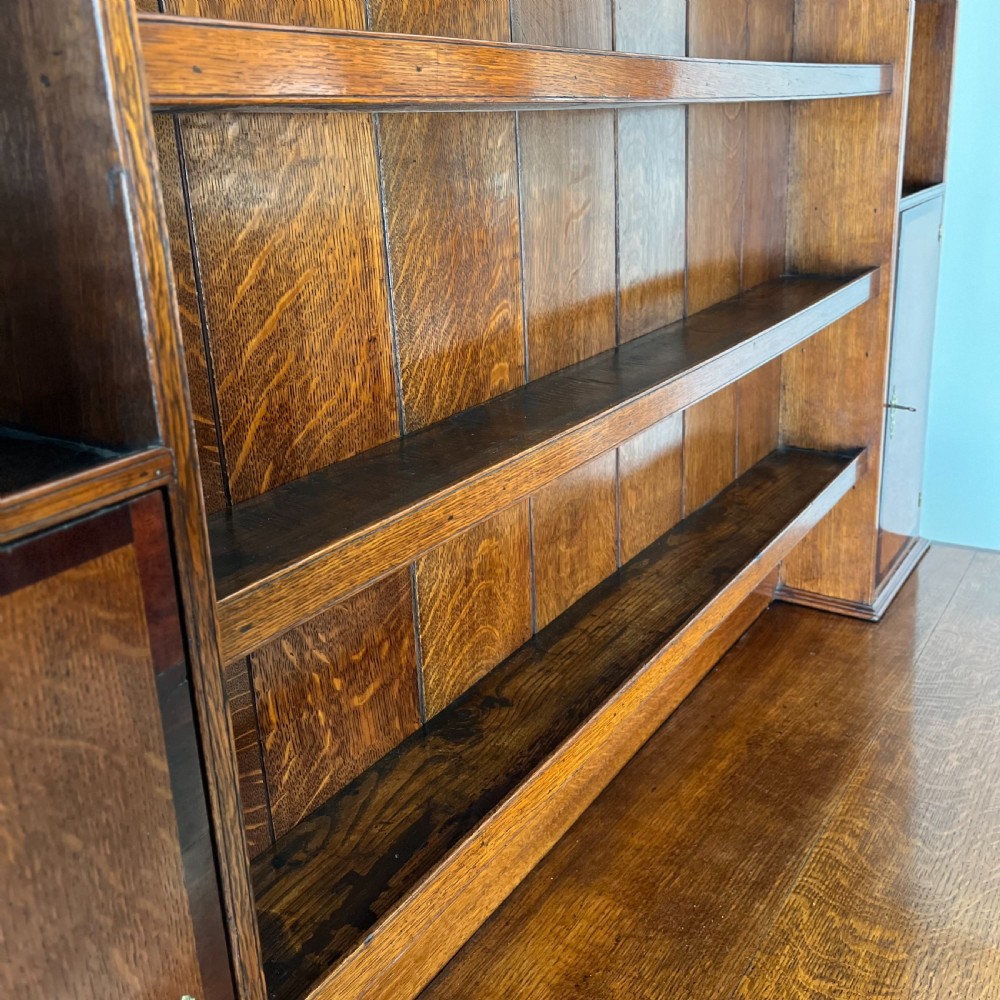 Early 19th C. Oak Shropshire Dresser View XI