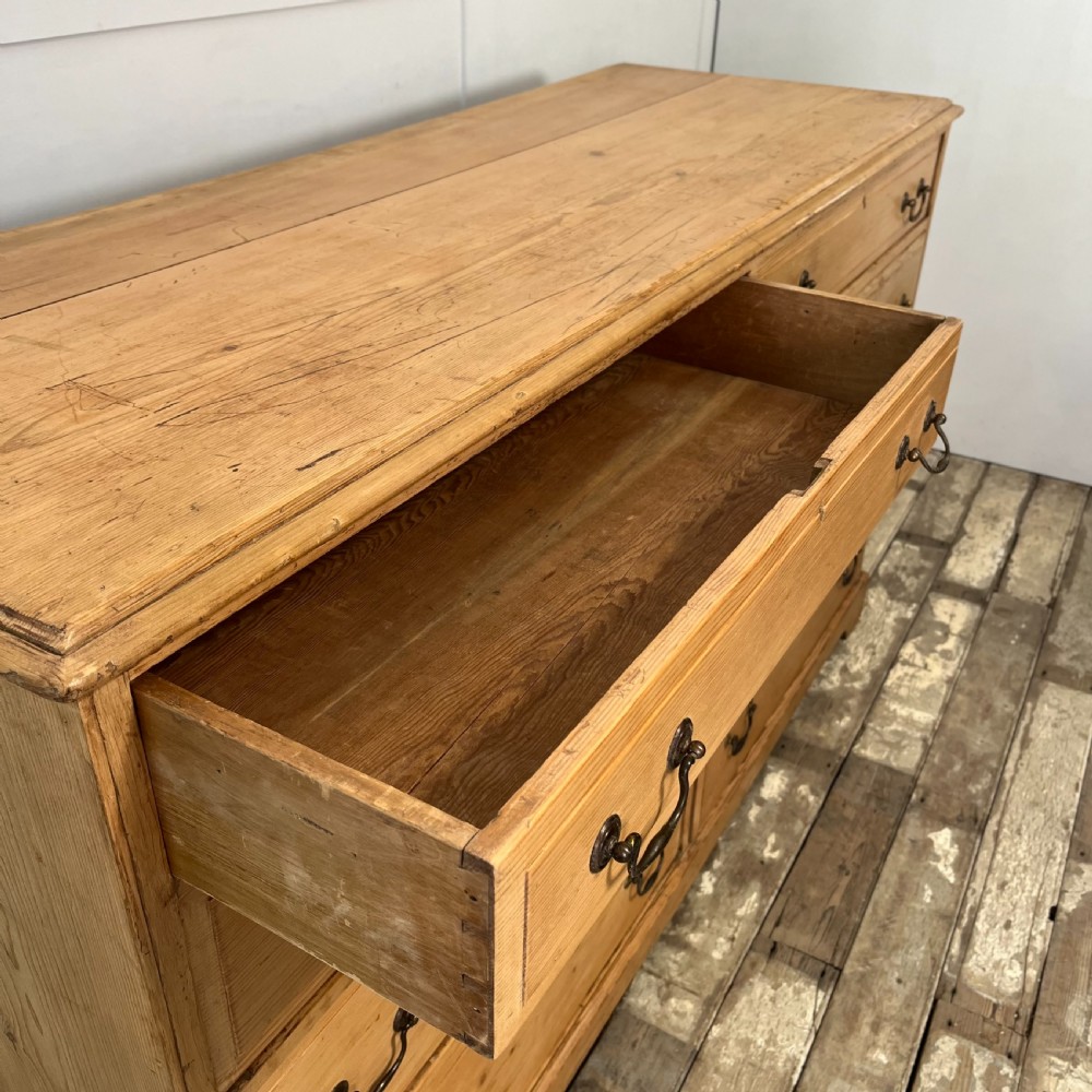 Large 19th C. Pine Chest of Drawers View VII