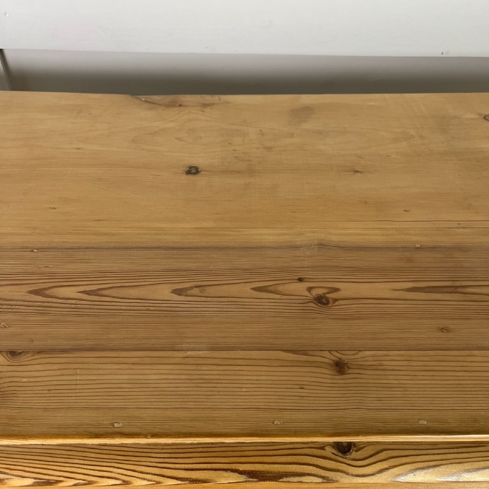 Large Victorian Pine Chest of Drawers View XII