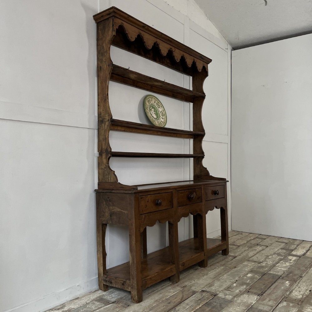 18th C. Welsh Carmarthenshire Oak Dresser View V