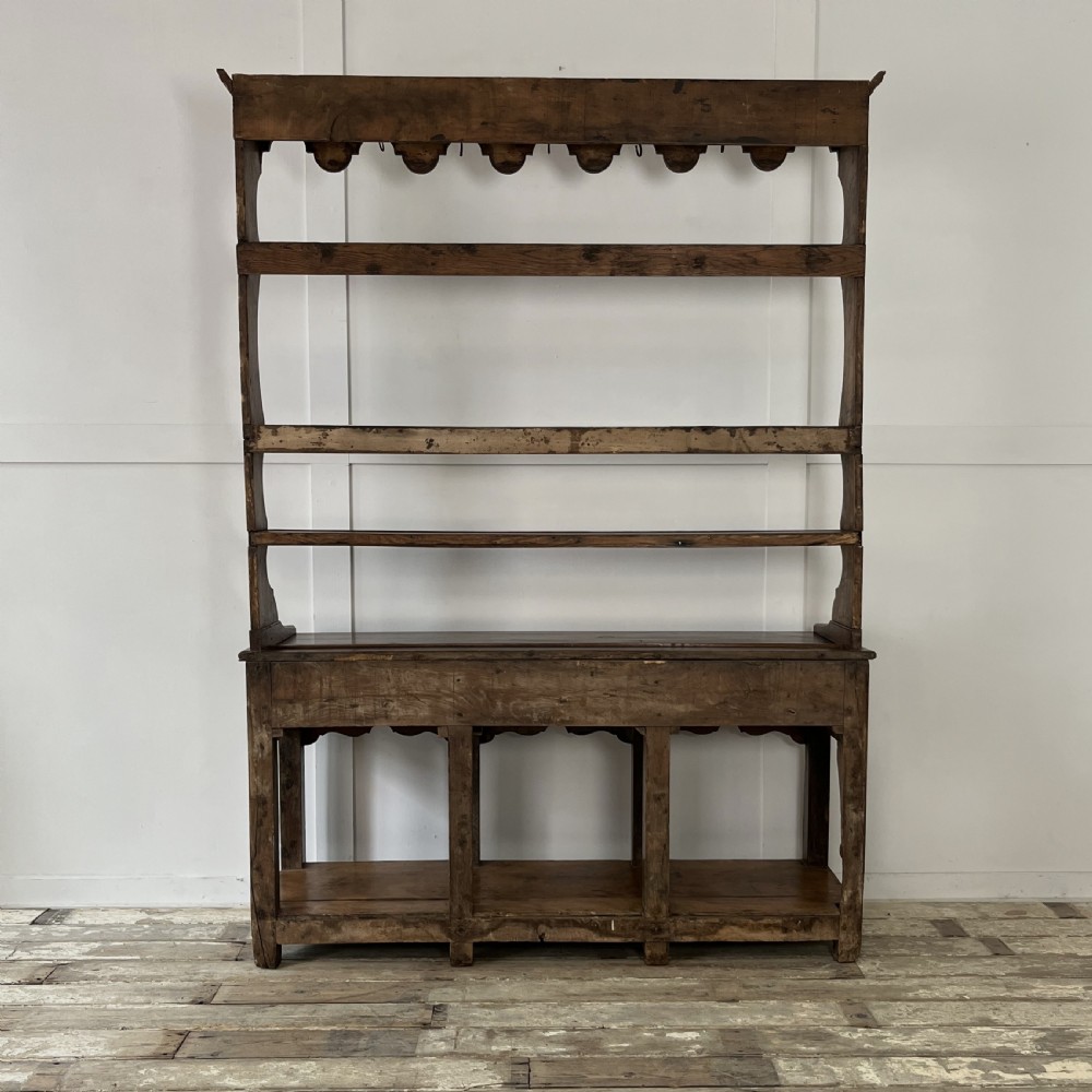 18th C. Welsh Carmarthenshire Oak Dresser View XXIV