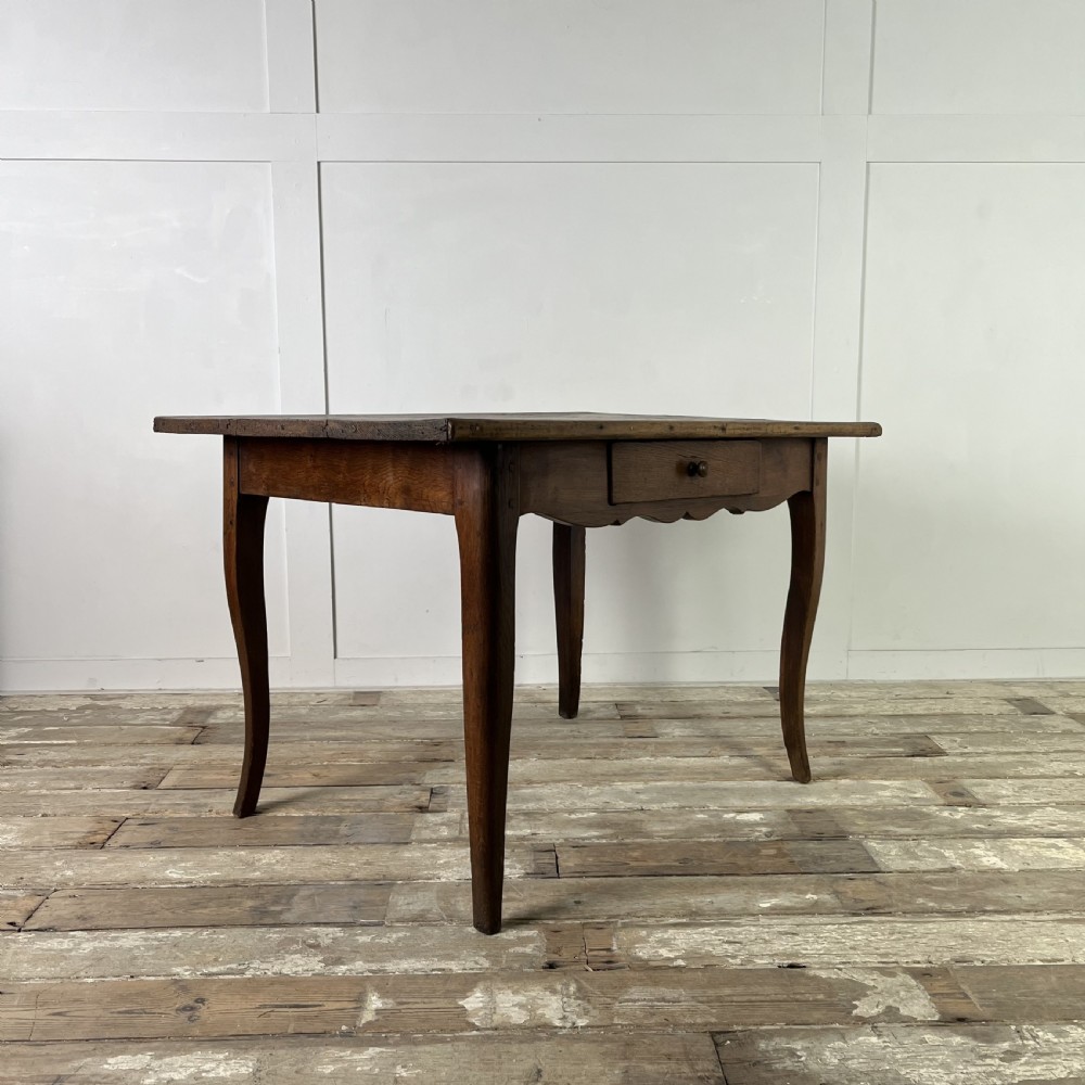 19th C> French Oak Side Table View XVII