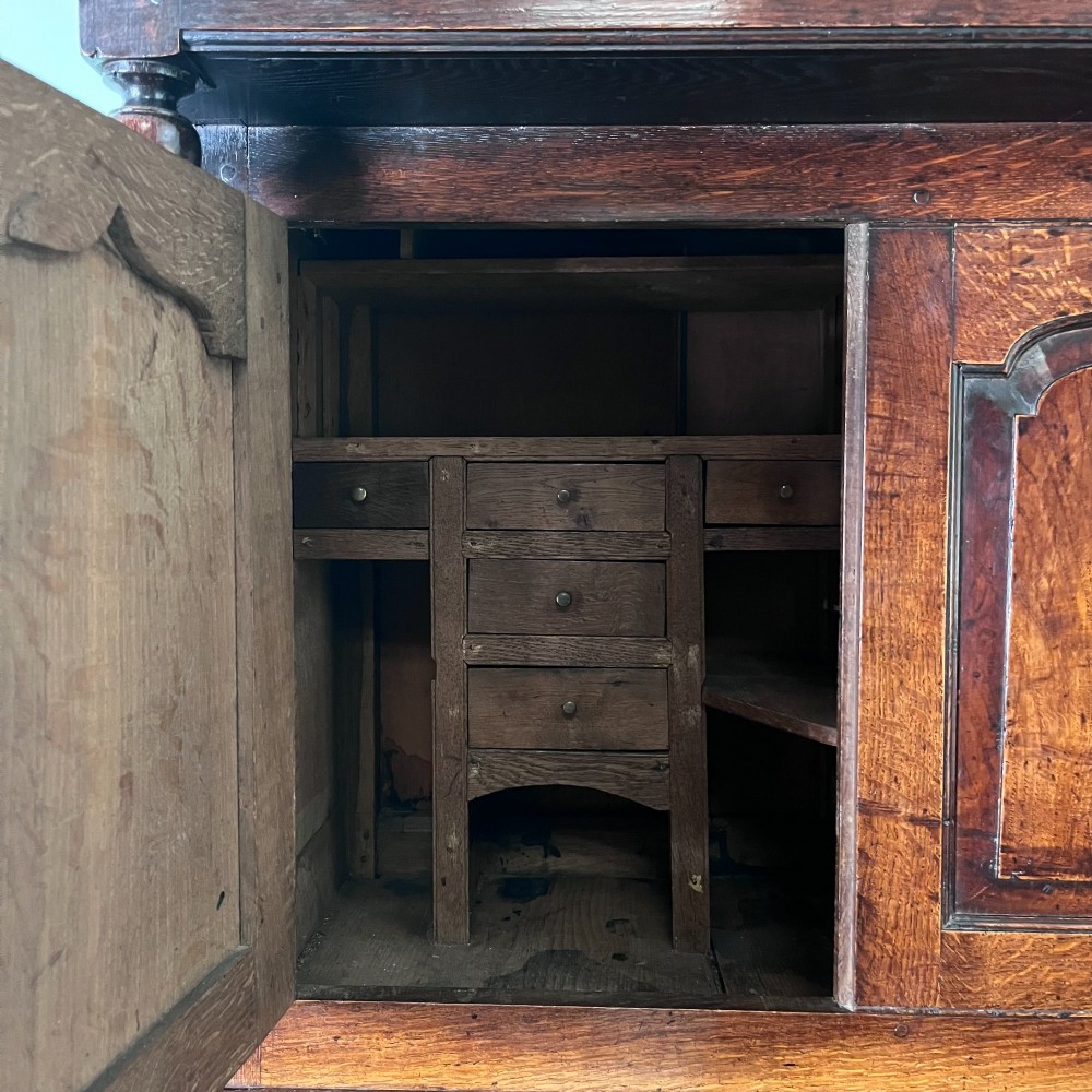 Antique Welsh Oak Cwpwrdd Deuddarn, Kitchen Cupboard C.1800 View XI