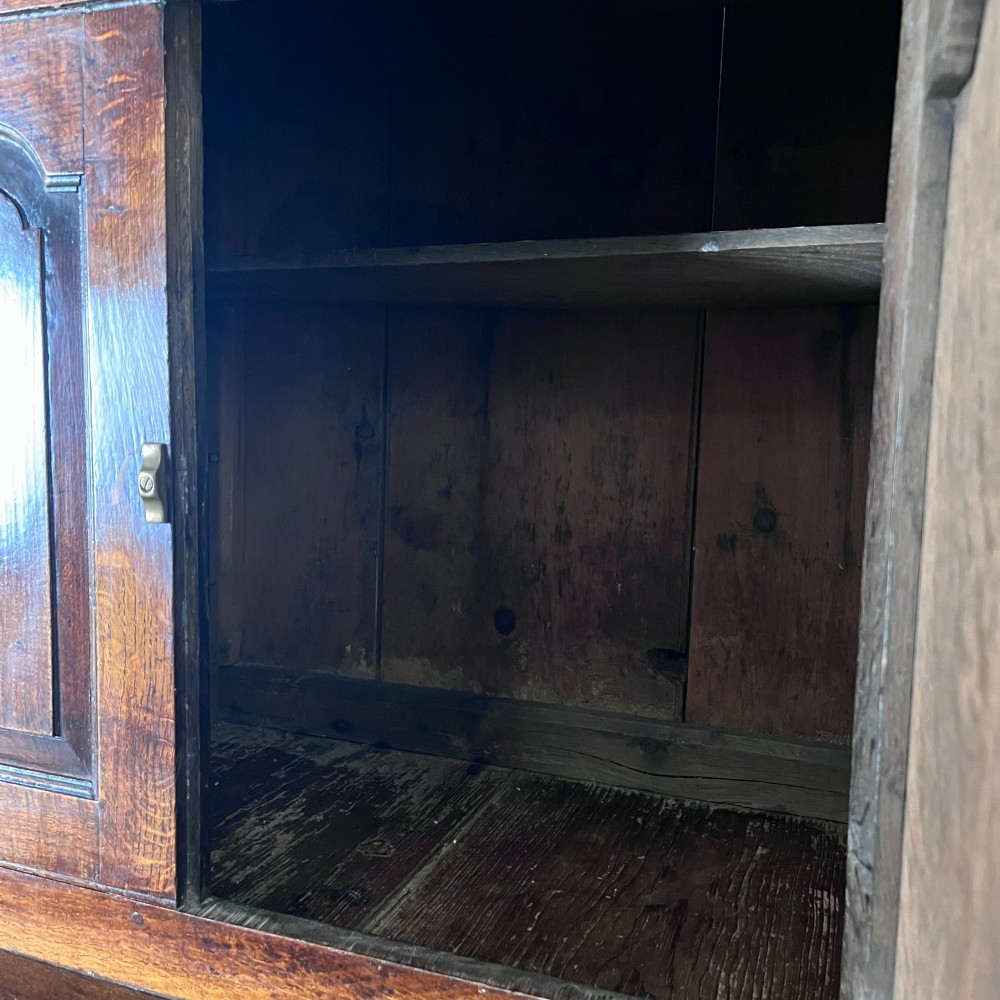 Antique Welsh Oak Cwpwrdd Deuddarn, Kitchen Cupboard C.1800 View XII