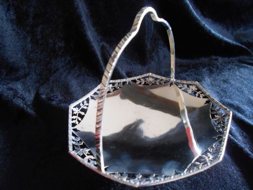 pretty antique solid silver bon bon basket 1914 - CATEGORY: ANTIQUE SILVER - DATED 1910