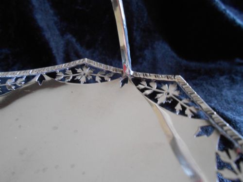 PRETTY ANTIQUE SOLID SILVER BON BON BASKET 1914 - ADDITIONAL PHOTO 1