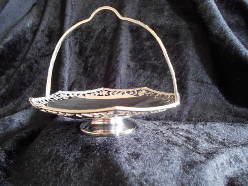 PRETTY ANTIQUE SOLID SILVER BON BON BASKET 1914 - ADDITIONAL PHOTO 6