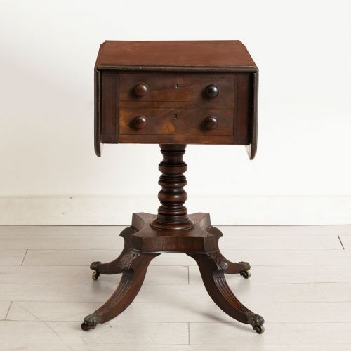 REGENCY PEMBROKE TABLE IN MAHOGANY - ADDITIONAL PHOTO 1