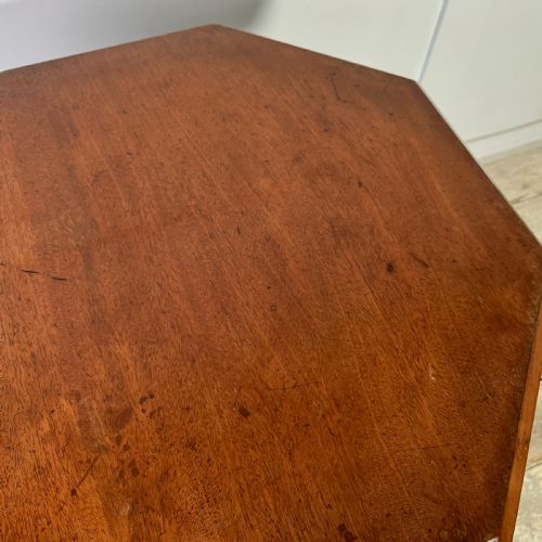 VICTORIAN MAHOGANY BOBBIN LEG TABLE - ADDITIONAL PHOTO 9