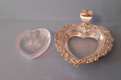 LOVELY VICTORIAN SOLID SILVER GLASS DISH - ADDITIONAL PHOTO 3