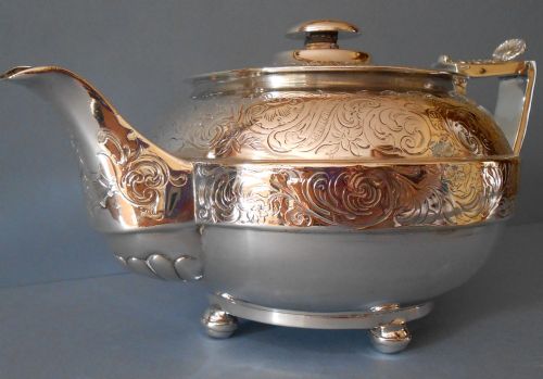 GEORGIAN SOLID SILVER TEAPOT YORK 1812 - ADDITIONAL PHOTO 2