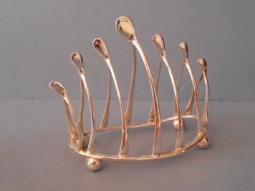 solid silver edwardian 'wish bone' toast rack - CATEGORY: ANTIQUE SILVER - DATED EDWARDIAN