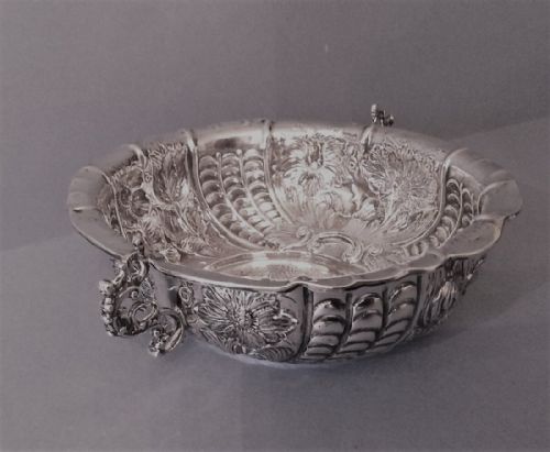 GORGEOUS VICTORIAN SILVER BOWL - ADDITIONAL PHOTO 2