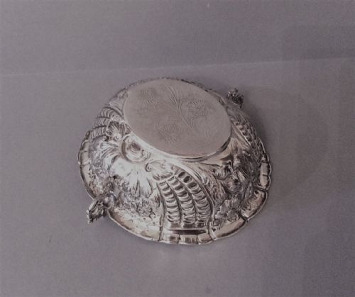 GORGEOUS VICTORIAN SILVER BOWL - ADDITIONAL PHOTO 4