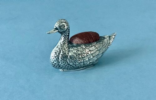 ANTIQUE EDWARDIAN SILVER DUCK PIN CUSHION - ADDITIONAL PHOTO 1