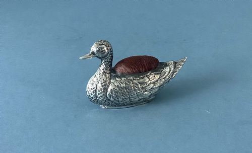ANTIQUE EDWARDIAN SILVER DUCK PIN CUSHION - ADDITIONAL PHOTO 3