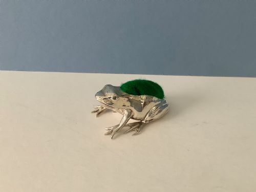 ANTIQUE SILVER FROG PIN CUSHION - ADDITIONAL PHOTO 2