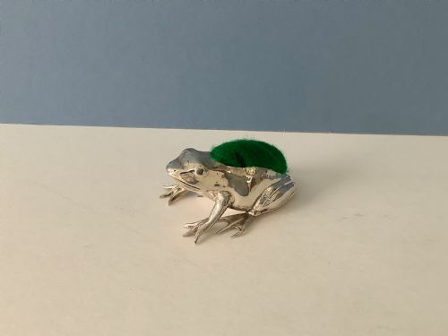 ANTIQUE SILVER FROG PIN CUSHION - ADDITIONAL PHOTO 3