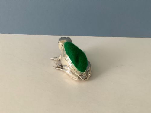 ANTIQUE SILVER FROG PIN CUSHION - ADDITIONAL PHOTO 4