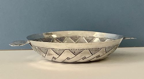 ANTIQUE CHARLES I SILVER SWEETMEAT DISH - ADDITIONAL PHOTO 3