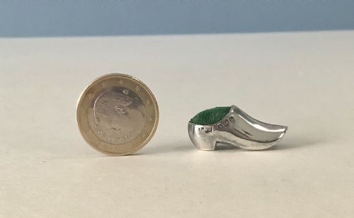 ANTIQUE SILVER MINIATURE CLOG PIN CUSHION - ADDITIONAL PHOTO 2