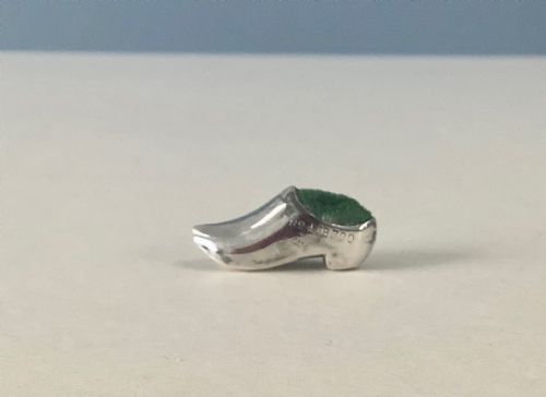 ANTIQUE SILVER MINIATURE CLOG PIN CUSHION - ADDITIONAL PHOTO 3