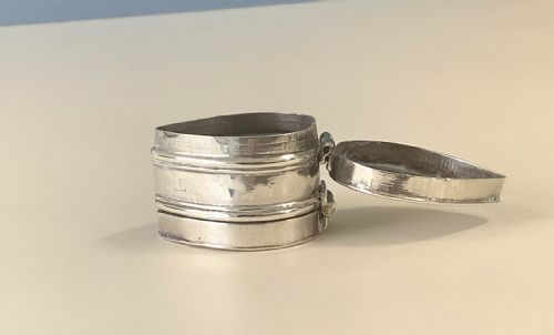 ANTIQUE SILVER WILLIAM III TEARDROP NUTMEG GRATER - ADDITIONAL PHOTO 5