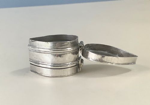 ANTIQUE SILVER WILLIAM III TEARDROP NUTMEG GRATER - ADDITIONAL PHOTO 8