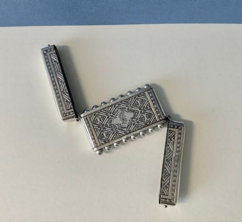 ANTIQUE VICTORIAN SILVER DOUBLE BUTT MARKER - ADDITIONAL PHOTO 2